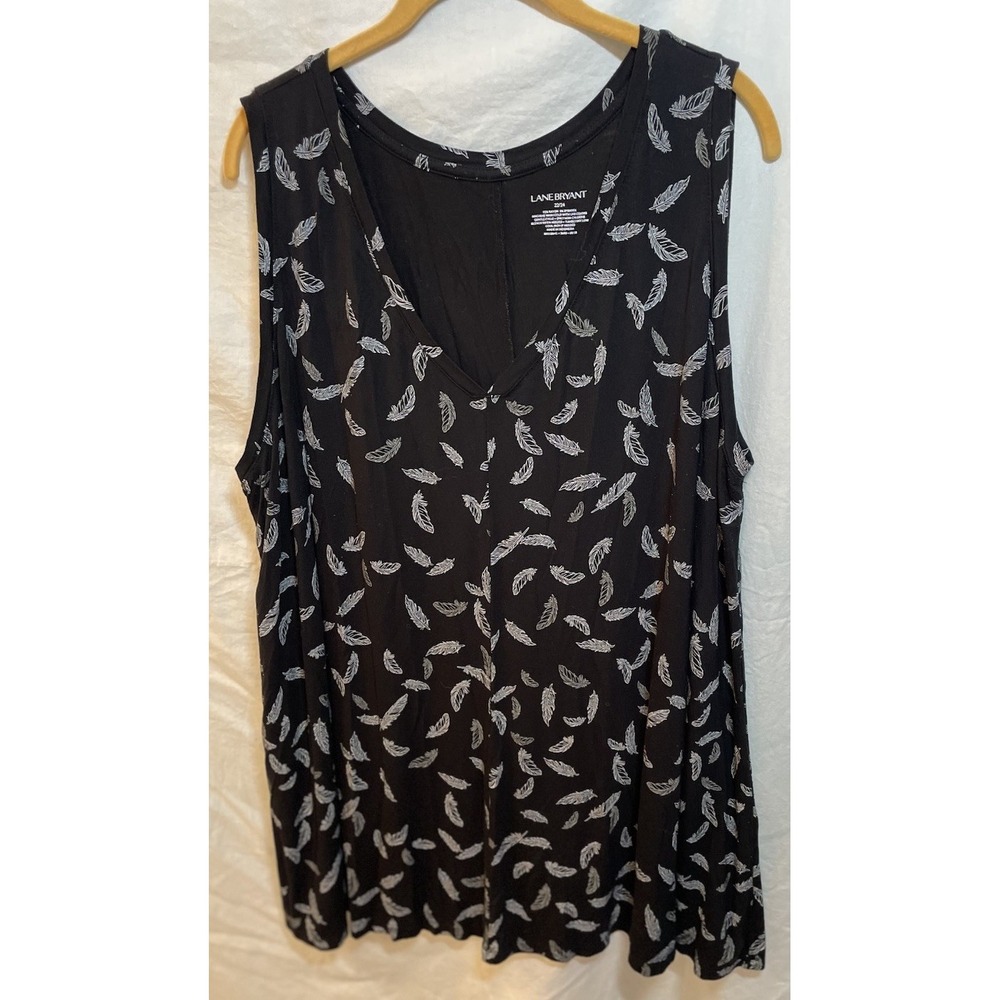 Lane Bryant Sleeveless Black White Feather Tunic V-Neck Top Plus Size 22/24 3X